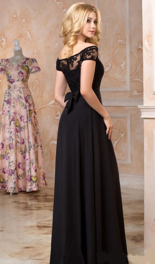 Модные фасоны черных платьев с рукавами